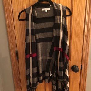 Women’s plaid sweater vest.
